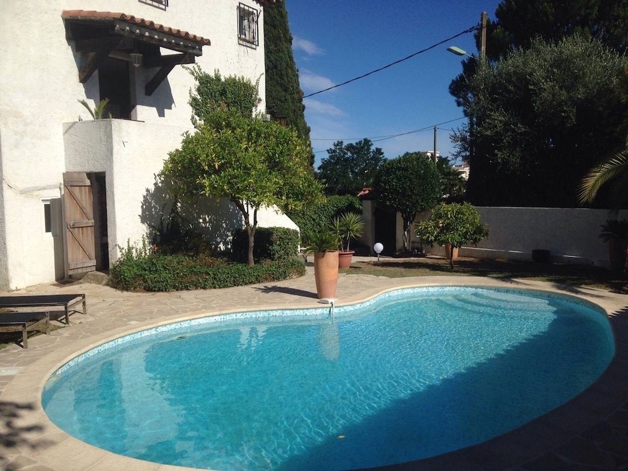 Elegant villa met privézwembad in Le Cannet in Le Cannet, Cannes regio