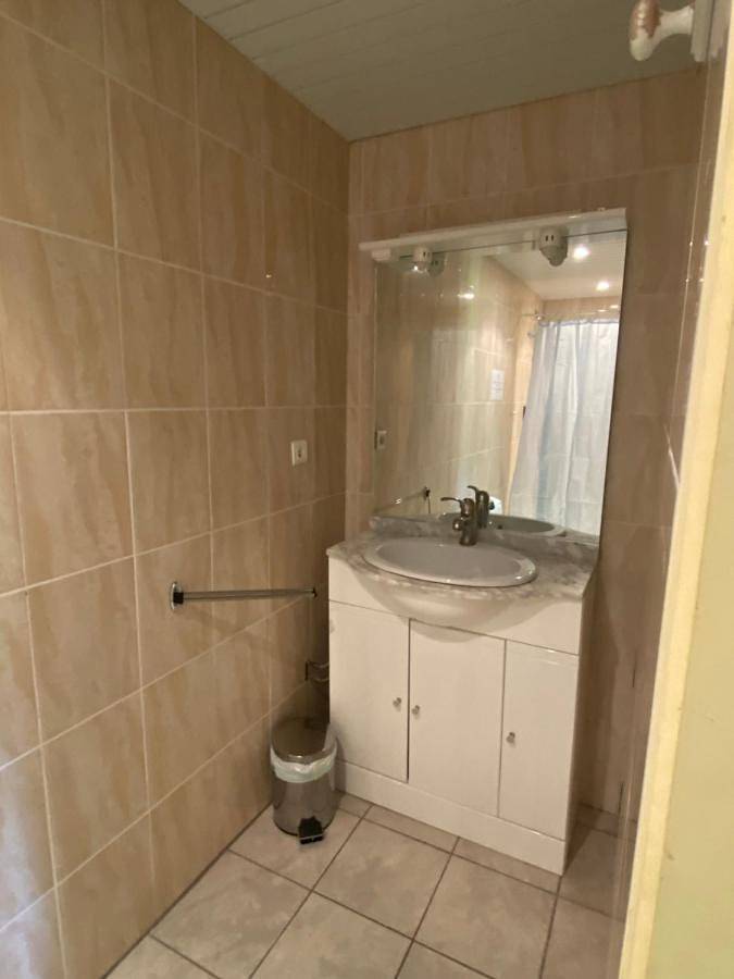 Chambre d’hôte pour 3 personnes, avec jardin ainsi que vue et terrasse, animaux acceptés dans Belley - 3