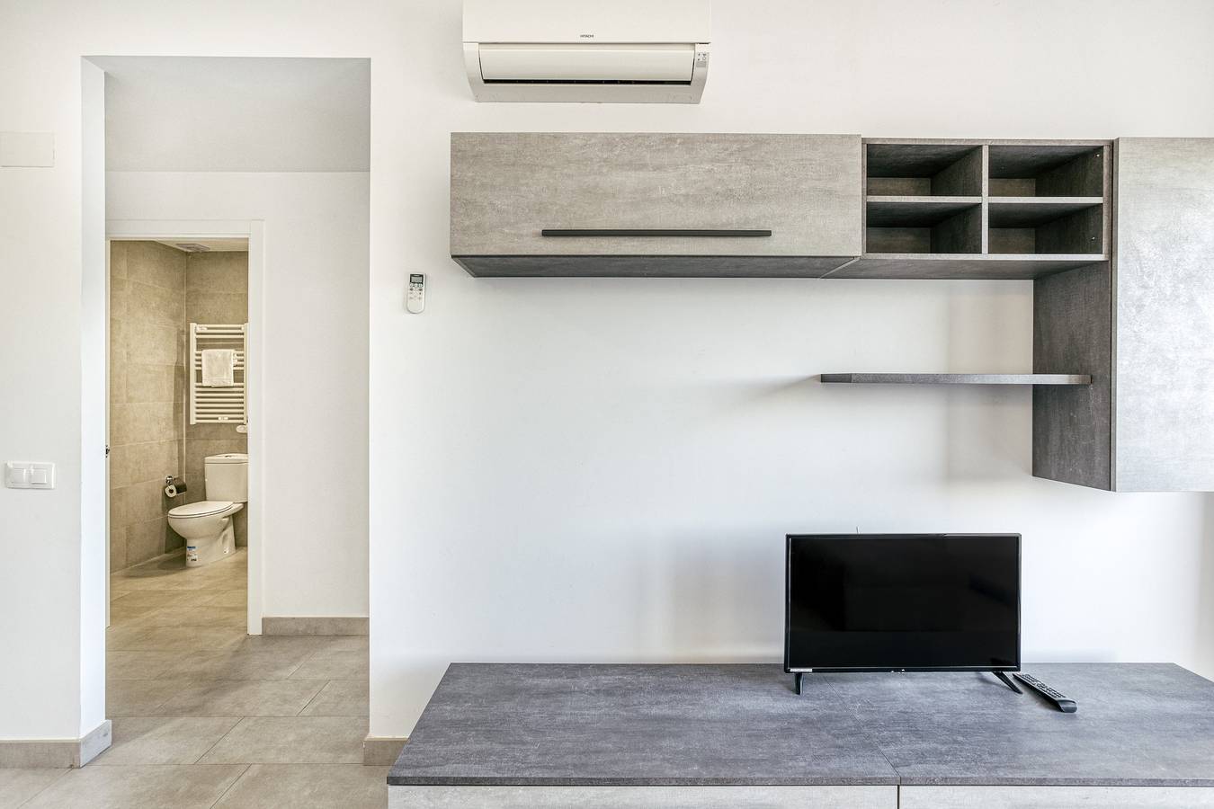 Apartamento "Giuliano Superior 1" con balcón y Wi-Fi in Castellón de Ampurias, Alt Empordà