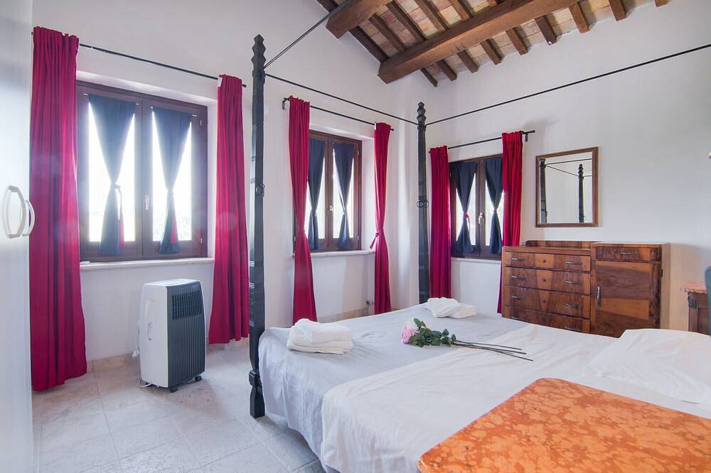 Ganze Wohnung, Wohnung bei Assisi mit Pool und Whirlpool in Acquaviva Picena, Ascoli Piceno Provinz