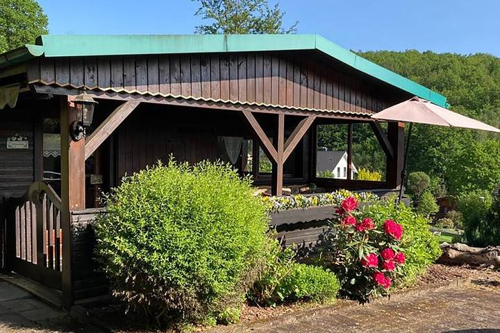 Ferienhaus für 4 Personen, mit Terrasse in Scheuerfeld