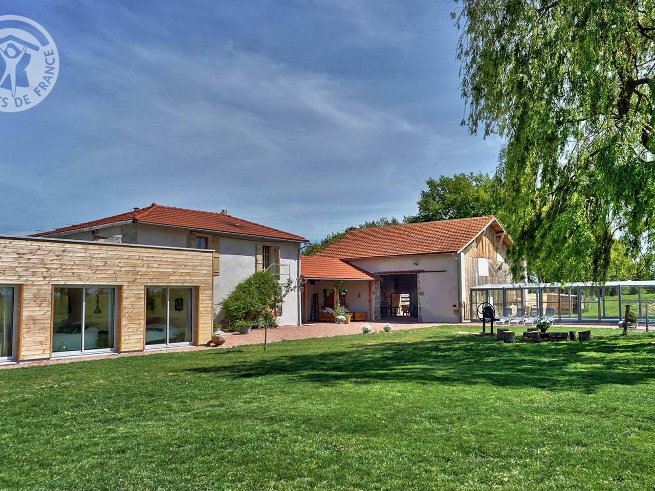 Ferme des Charolaises : Le Cocon in Saint-Germain-Lespinasse, Région De Roanne