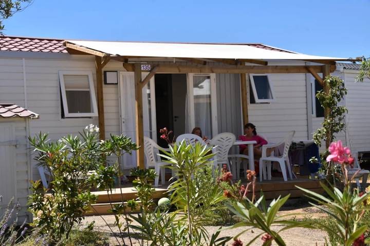 Camping pour 6 personnes, avec bassin pour enfant et jacuzzi à Sérignan - 3
