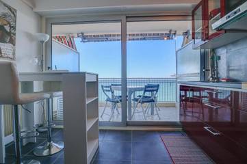 Gîte pour 2 personnes, avec balcon dans Port de Menton Garavan