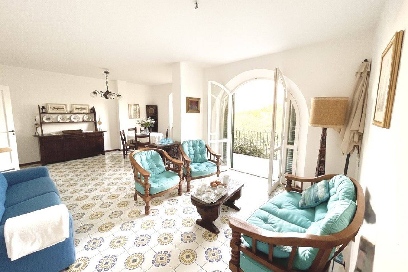 Appartement entier, Casa Gina  By Dimorra in Ischia Porto, Ischia Ville
