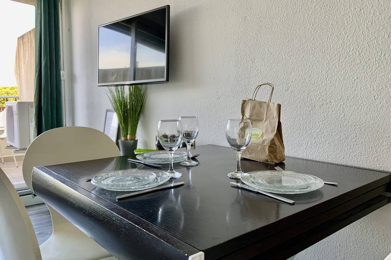 Ganzes Studio, Studio Les Jardins du Port  Port Camargue, avec piscine à 2 pas de la plage in Port Camargue, Le Grau-du-Roi