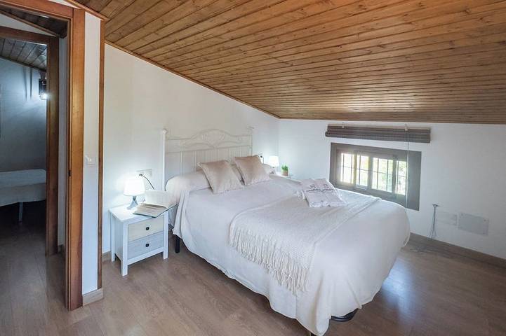 Location de vacances pour 6 personnes, avec jardin à Alozaina - 3