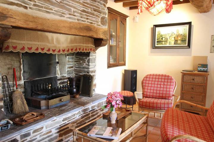 Gîte pour 6 personnes, avec jardin dans Saint-Ébremond-de-Bonfossé - 4