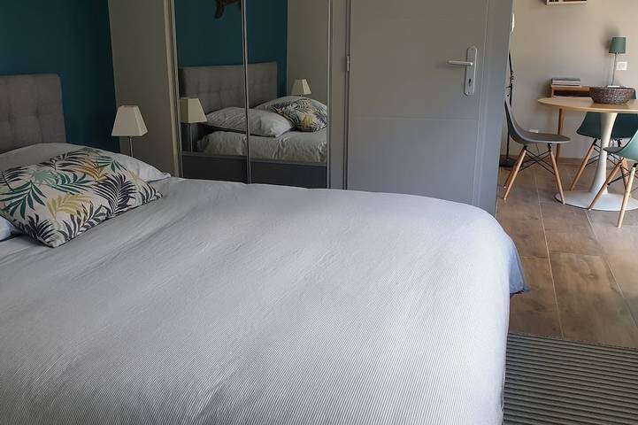 Gîte pour 2 personnes, avec piscine et jardin à Villeneuve-lès-Avignon - 4