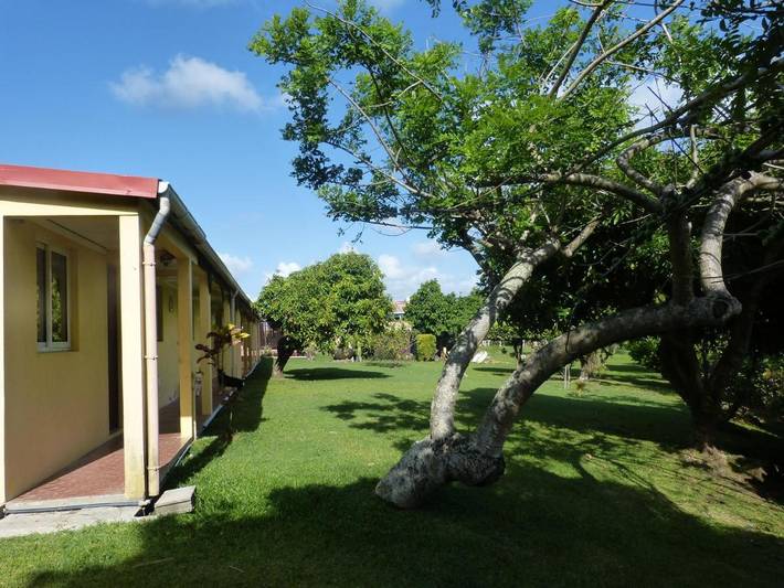 Hotel para 3 personas, con terraza y jardín - 1