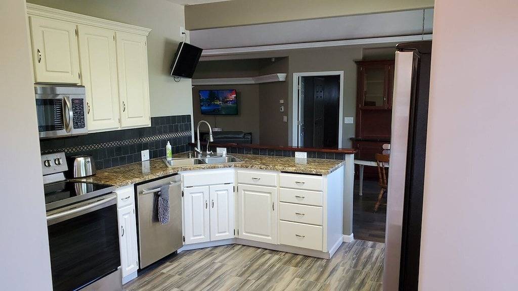 Quiet, Modern Home Close to it All in Omaha, Nebraska