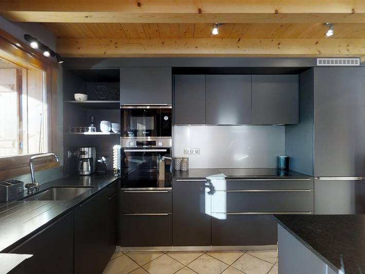 Chalet espacioso para 11 personas a 100m de pistas y cerca del centro, con jardín y actividades de verano in Le Grand-Bornand, Región de Annecy