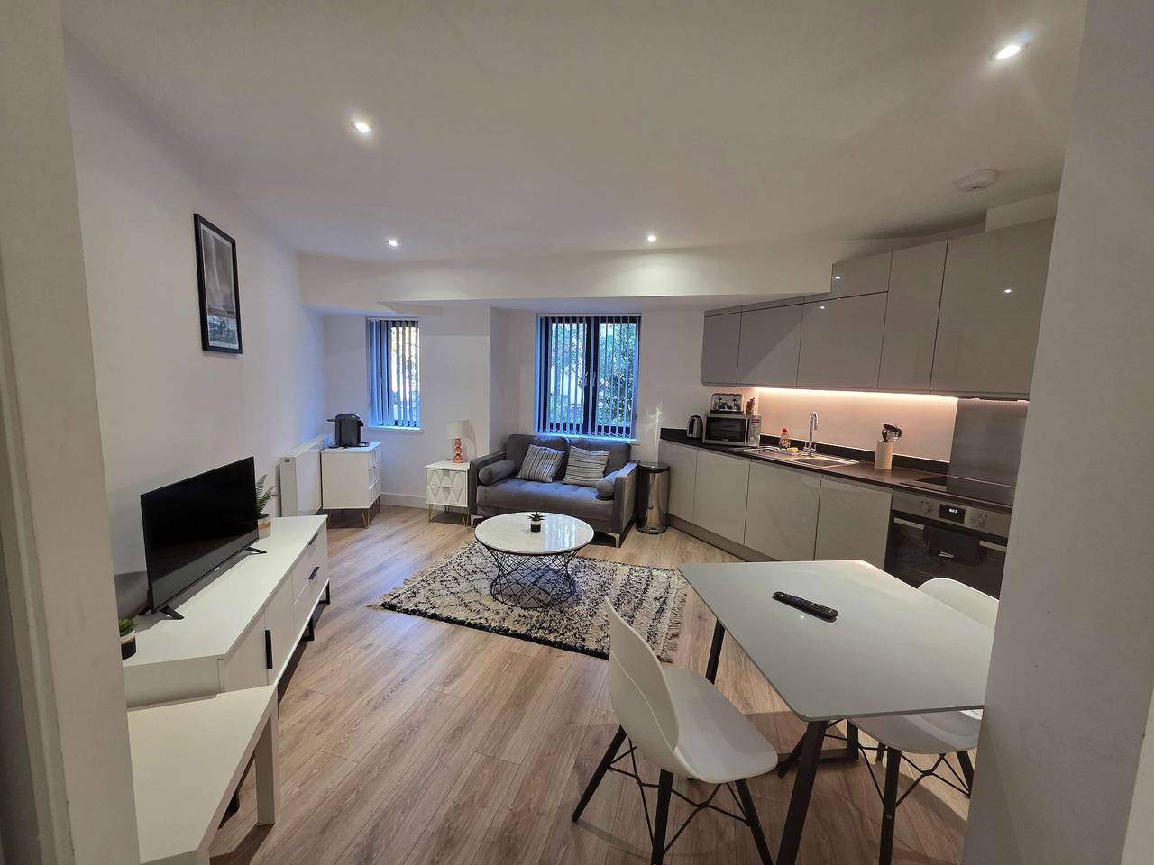 Ganze Wohnung, Modern Solihull Studio Apartment with Free Parking & Kitchen in Solihull, Birmingham und Umgebung