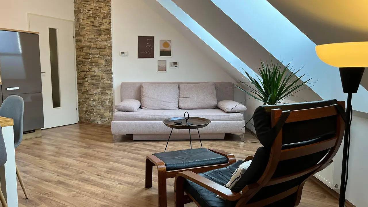 Ganze Ferienwohnung, Ferienwohnung für 6 Personen (77 m²) in Linz in Linz, Linz-Wels