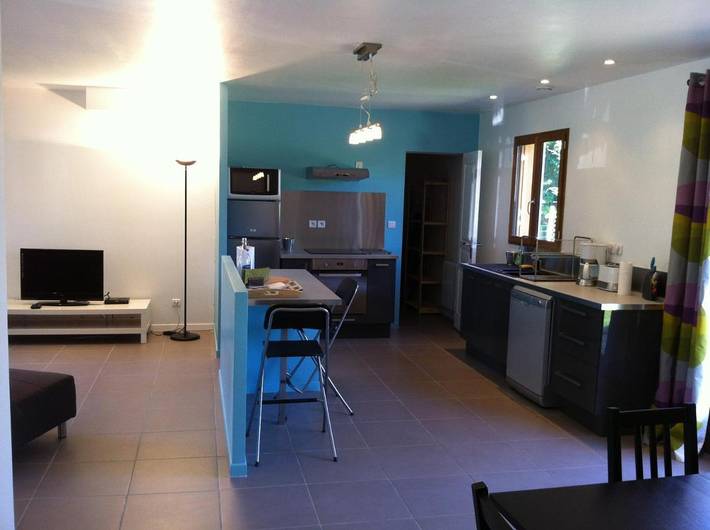 Location de vacances pour 10 personnes, avec jardin ainsi que piscine et vue, adapté aux familles à Fougères-sur-Bièvre - 3