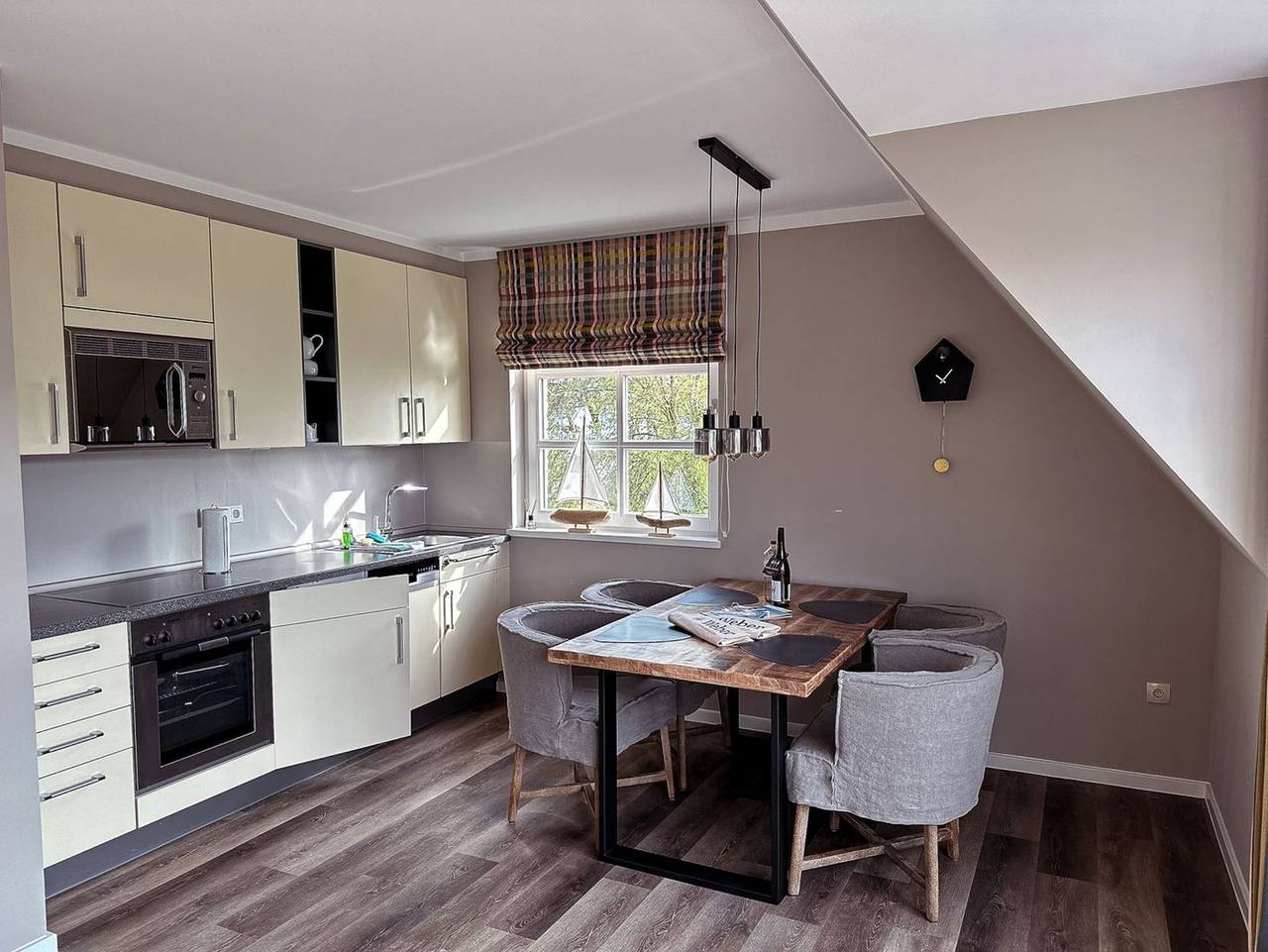 Ganze Ferienwohnung, Haus Fünen am Südstrand 3 - "Urlaub an der Nordsee: Entspannen im Haus Fünen am Südstrand!" in Wyk auf Föhr (Stadt), Wyk auf Föhr