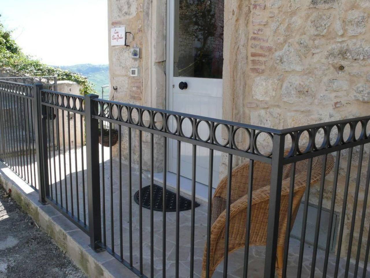 'Elvira Basilico' mit Terrasse in San Valentino in Abruzzo Citeriore, Pescara Province