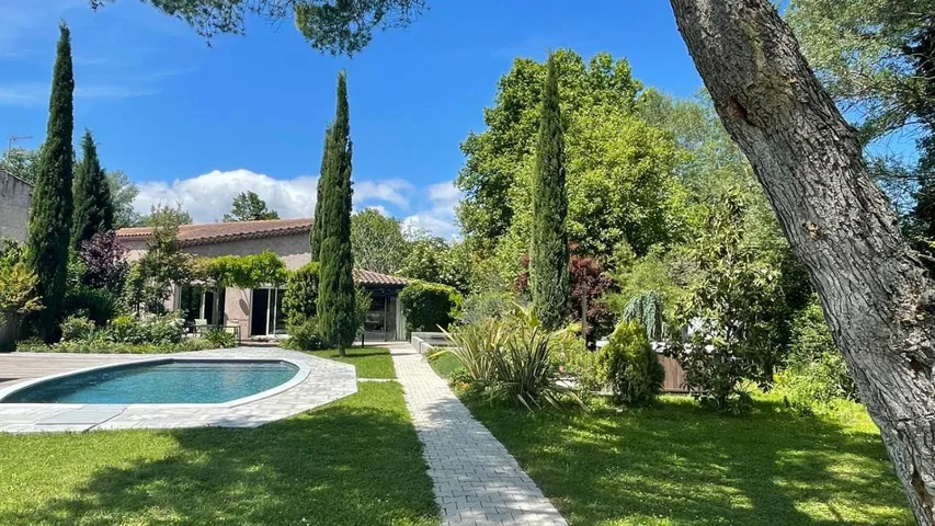Chambre d’hôte pour 2 personnes, avec jacuzzi ainsi que piscine et jardin - 1