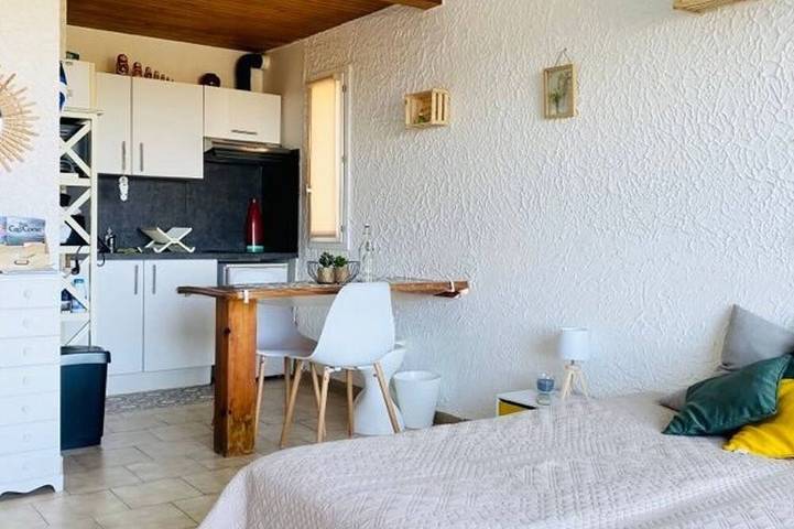Gîte pour 4 personnes, avec terrasse dans Gare du Club Med Cocody - 2