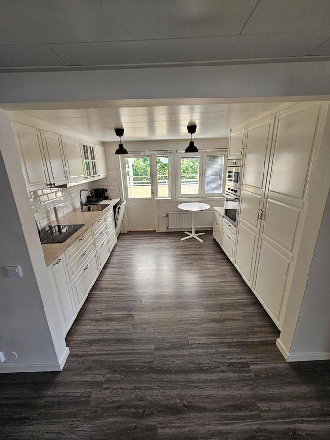 Appartement entier, Toppmodern lägenhet i Västerås City in Västeras, Västmanland