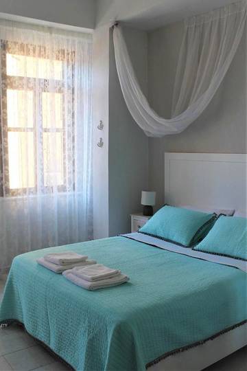 Maison d’hôte pour 2 personnes, avec vue et terrasse, animaux acceptés à La Canée