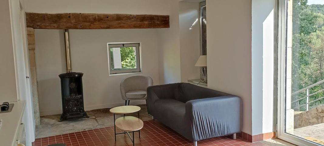 Location de vacances pour 5 personnes, avec jardin et vue ainsi que terrasse et piscine à Bozouls - 3