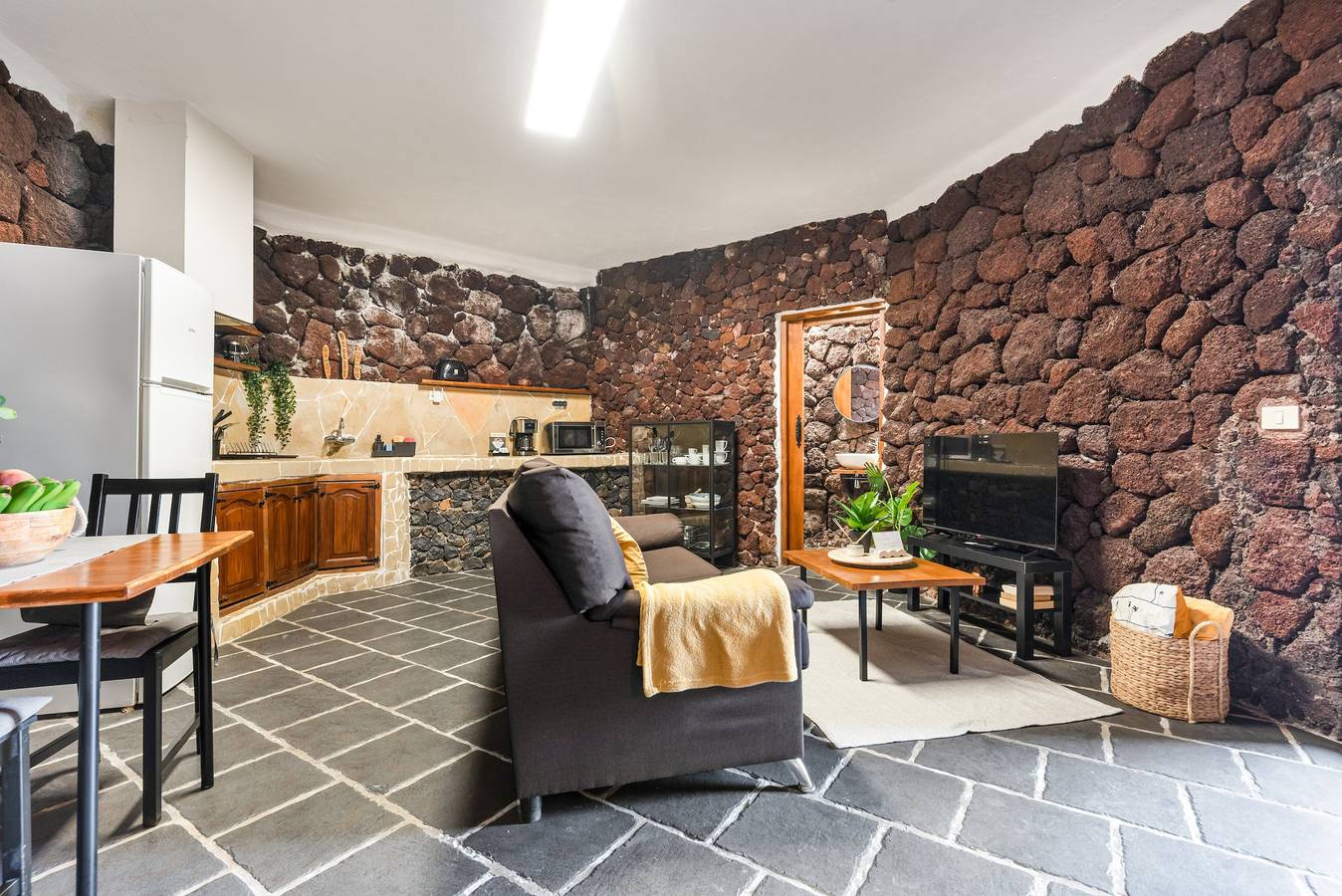 Villa 'Gardel - La Cueva' avec vue mer, piscine partagée et Wi-Fi à Icod de los Vinos in Icod de los Vinos, Tenerife du Nord