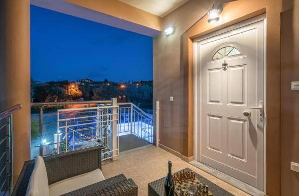 Armonia Boutique Hotel in Psarou, Alykes