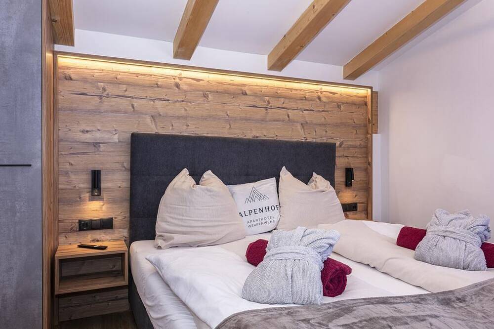 Twin room, shower, Wc, standard - New: Alpenhof Aparthotel Werfenweng in Werfenweng, Tennengau