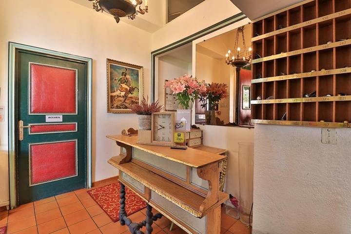 Hôtel pour 3 personnes, avec jardin et vue à Saint-Vallier-de-Thiey - 4