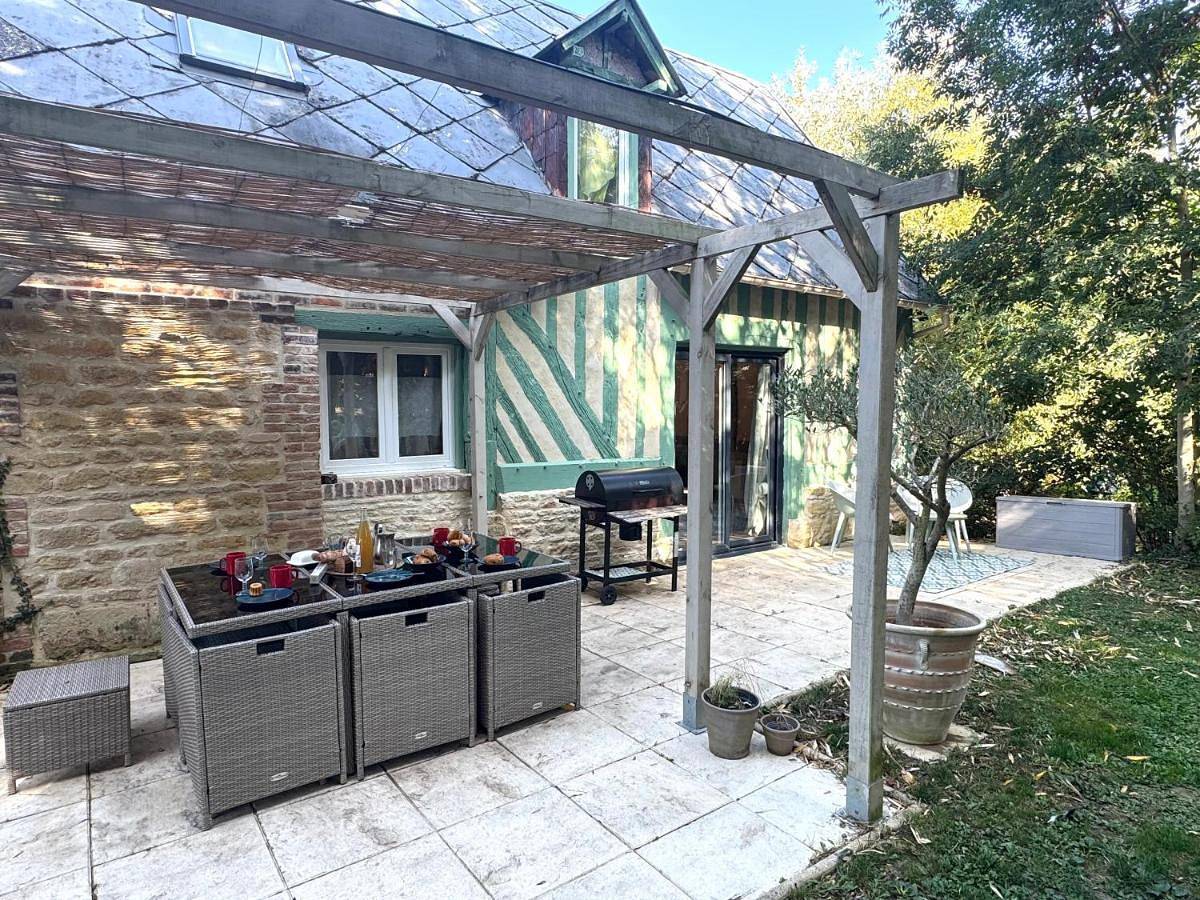 La Maison Labonnechose - Piscine chauffée - Calme - Jeux in Saint-Pierre-en-Auge, Lisieux und Umgebung