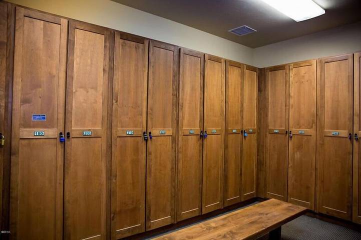 Vacation rental for 6 people, with balcony in Glacier National Park