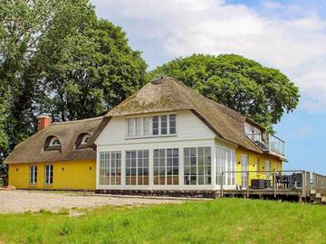 Ferienhaus für 14 Personen, mit Terrasse, mit Haustier in Ostjütland