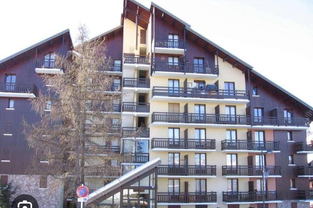 Appartement entier, Studio cosy et calme à 200m des pistes et 300m du front de neige in Station de Risoul, Risoul