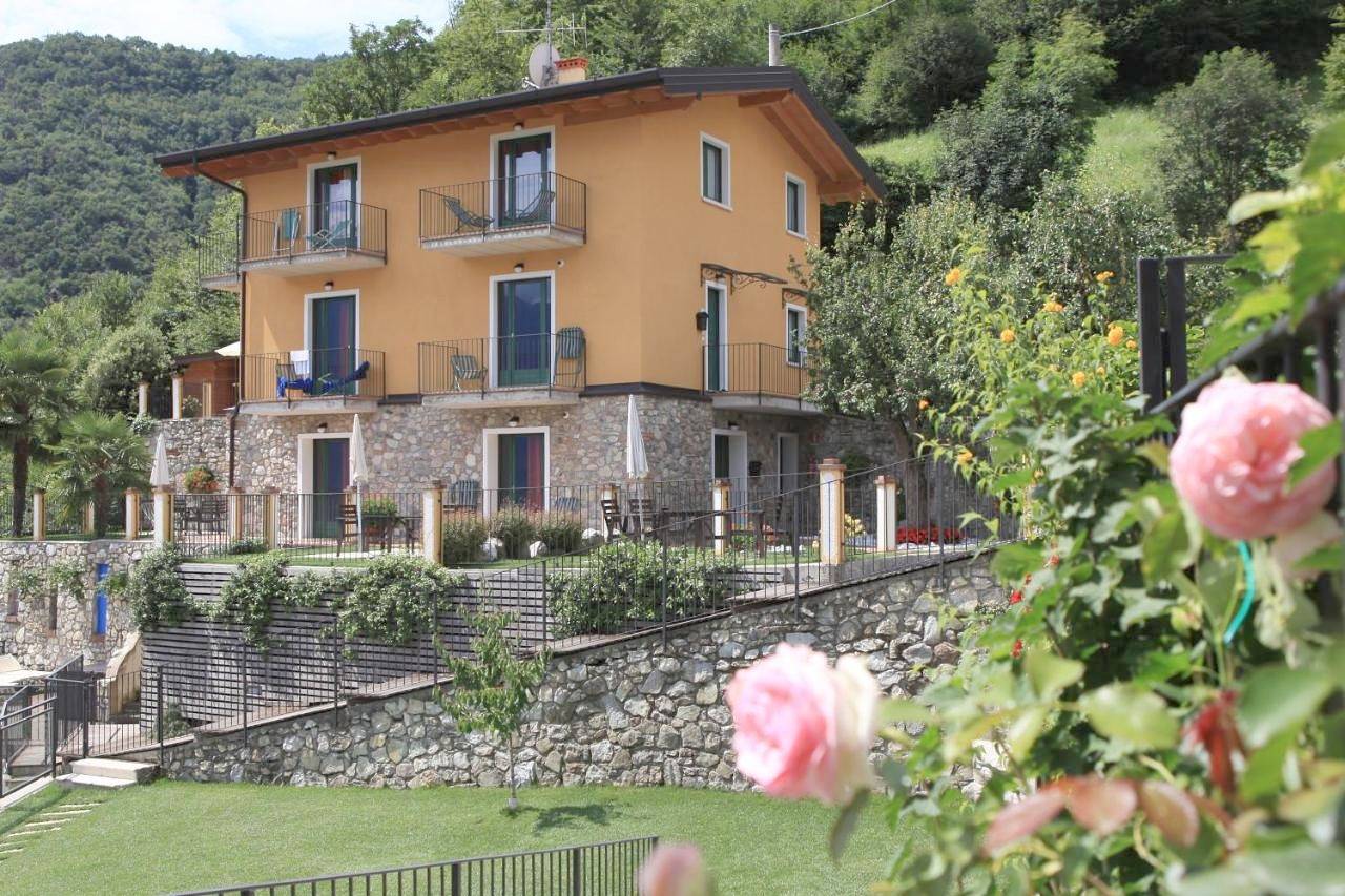 Fenil Del Santo in Tremosine, Prealpi Gardesane