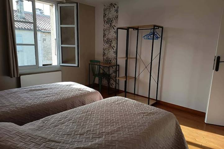 Location de vacances pour 8 personnes dans Rives-d'Autise - 3