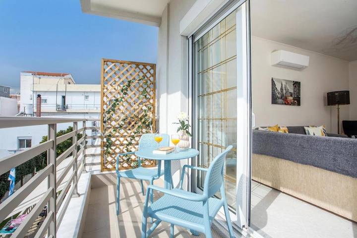 Ferienwohnung für 6 Personen, mit Terrasse und Ausblick in Afantou