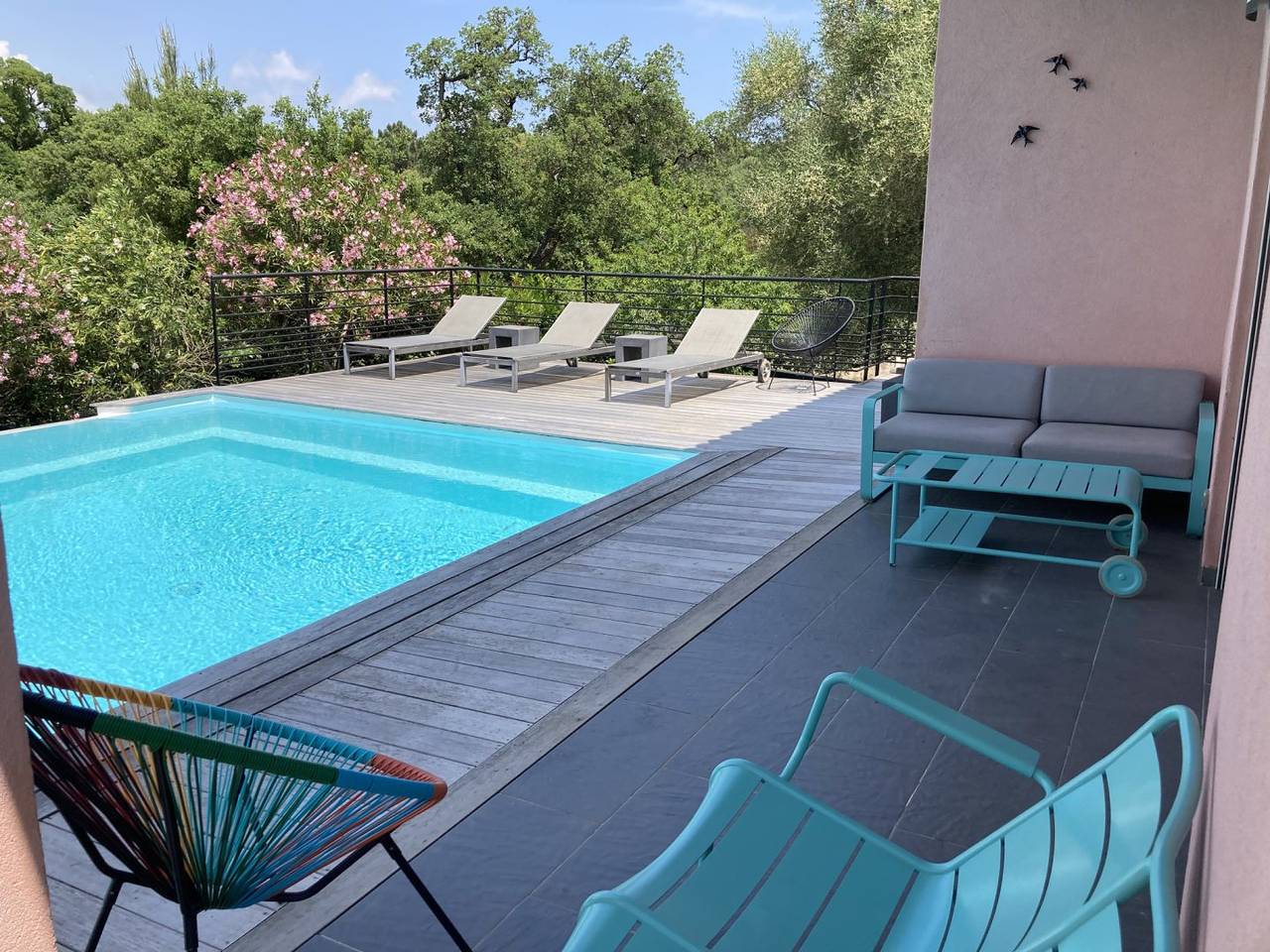 Villa avec piscine privée, à Porto-Vecchio in Porto-Vecchio, Arrondissement de Sartène