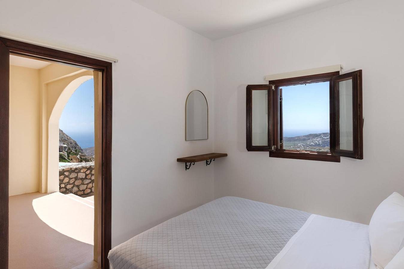 Apartamento entero, Apartamento 'Standard Sea View Suite' con vistas al mar, Wi-Fi y aire acondicionado in Santorini