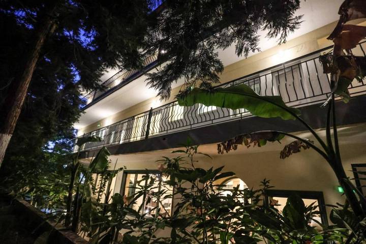 Appart’hôtel pour 6 personnes, avec terrasse et vue