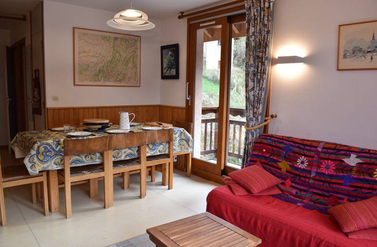 Gîte pour 6 personnes, avec terrasse dans Office De Tourisme De Vaujany - 2