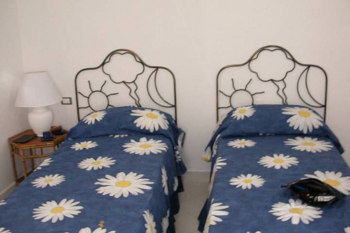 Appartement entier, Cottage with large garden in the center of Panarea in Panarea
