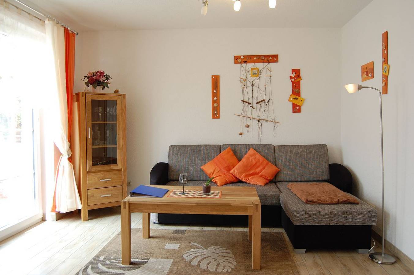 Ferienhaus "Hus an de Küst 1" - im Ortskern Ahrenshoop ca 65 m² für 2-4 Personen in Ahrenshoop, Fischland