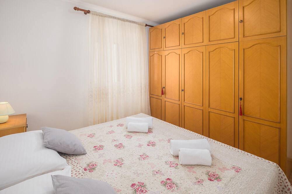 Geweldig huis in Erzisce met jacuzzi in Oostkust Istrië