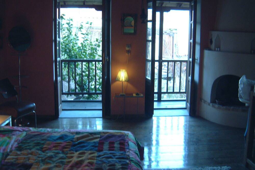 Kyria Florence Erstaunliches Künstlerhaus, Sehr Ruhige Umgebung. in Skopelos Stadt, Sporaden