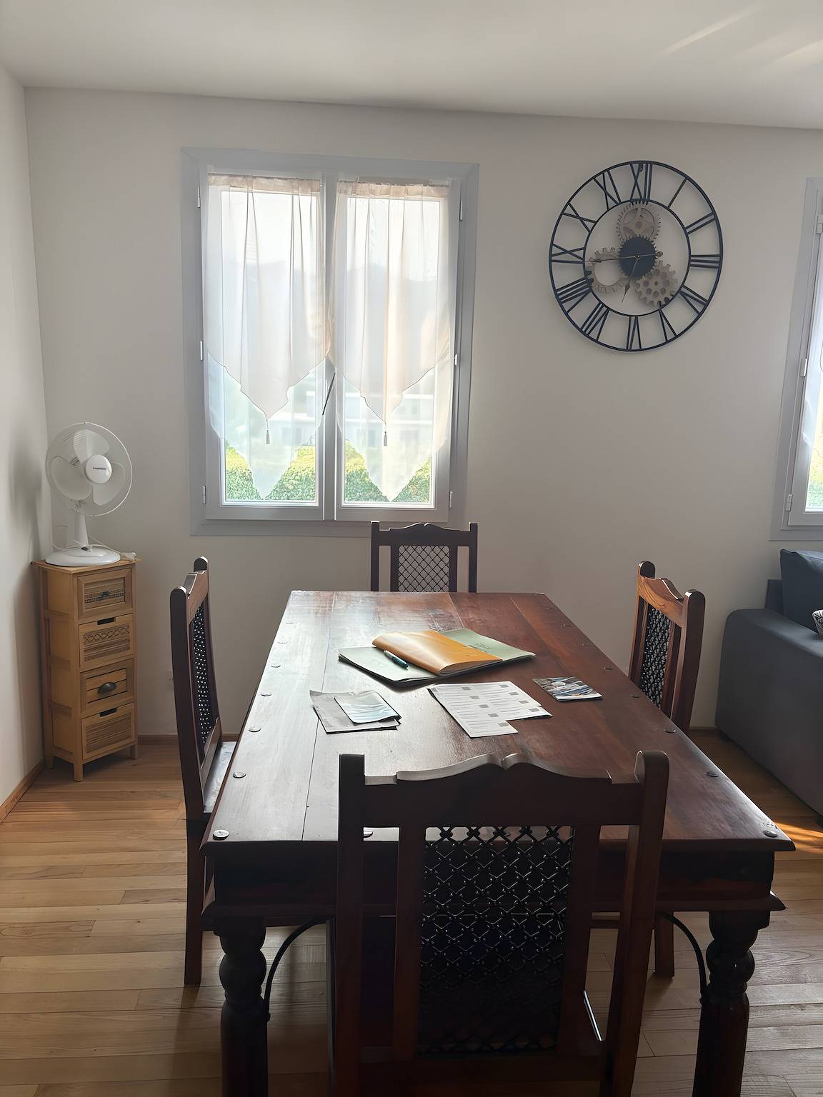 Apartamento entero, Apartamento 'Au Pied Des Albères' con vistas a la montaña, Wi-Fi y aire acondicionado in Montesquieu-des-Albères, Región Céret