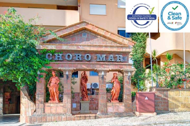 Vakantiepark voor 8 personen, with Balkon and Terras as well as Whirlpool and Zwembad in Albufeira