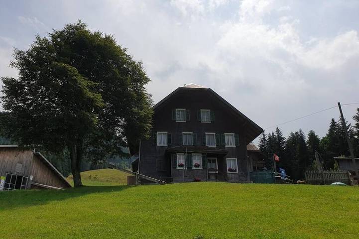 Ferienwohnung für 8 Personen, mit Terrasse und Garten in Schwarzenberg (Schweiz)