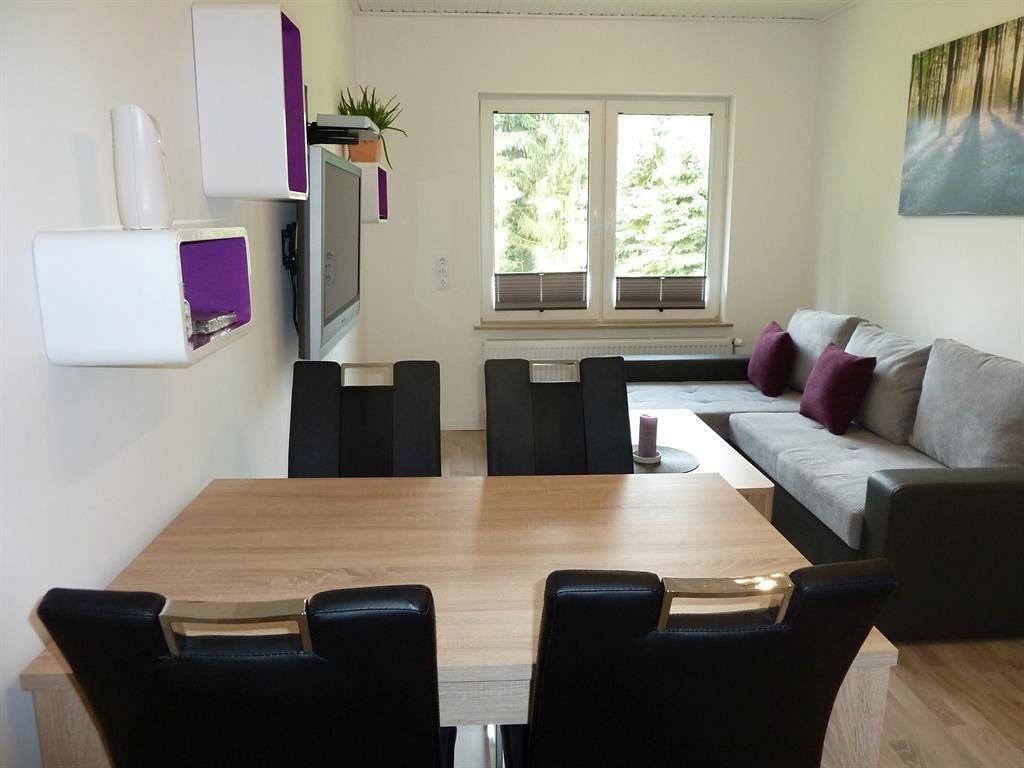 Ganze Ferienwohnung, Fewo Rubinia, 2 Schlafräume, 1-4 Pers. in Sprakensehl, Landkreis Gifhorn
