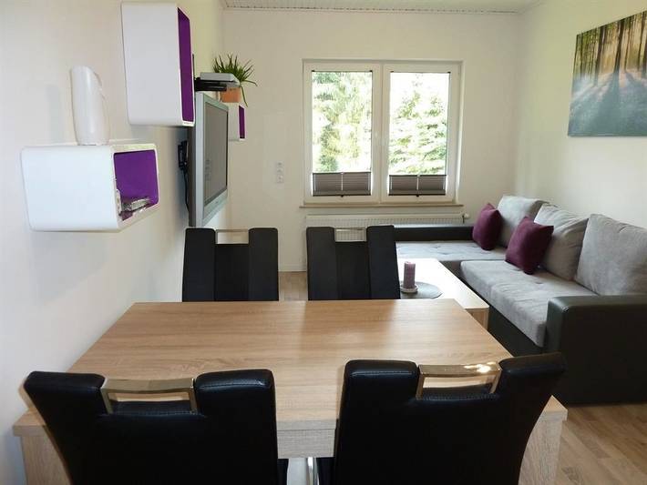 Ganze Ferienwohnung, Fewo Rubinia, 2 Schlafräume, 1-4 Pers. in Sprakensehl, Landkreis Gifhorn